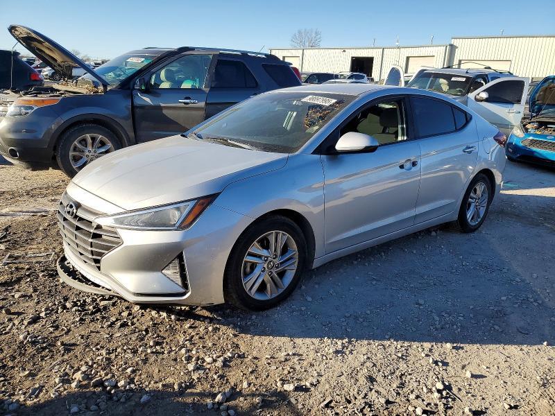 2019 HYUNDAI ELANTRA SEL  