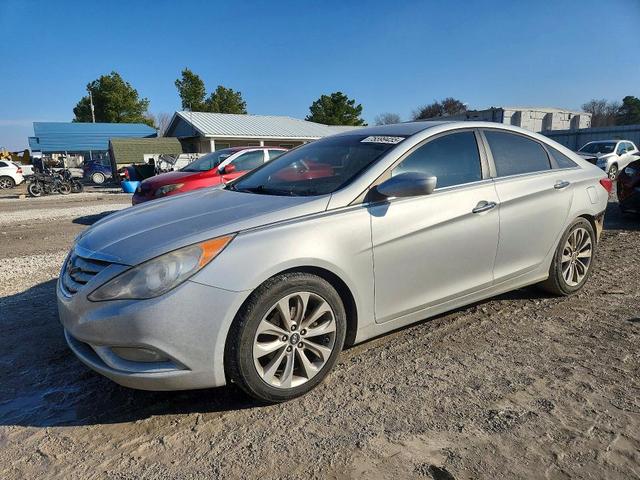 2013 HYUNDAI SONATA SE  