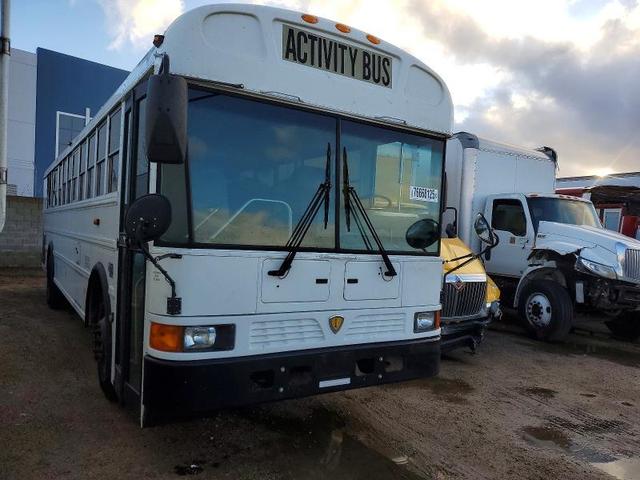 2014 IC CORPORATION COACH BUS