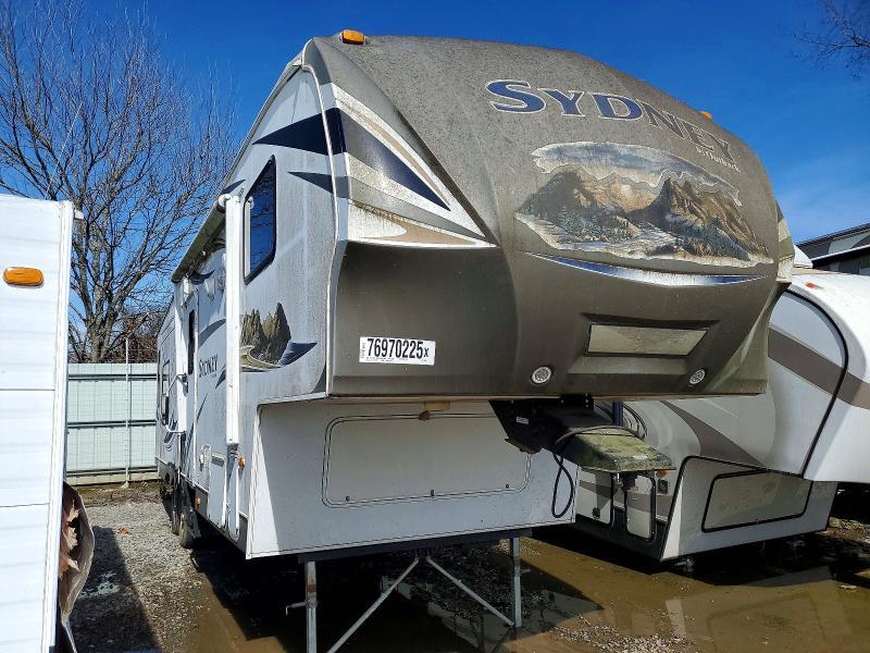 2013 KEYSTONE SYDNEY CAMPER
