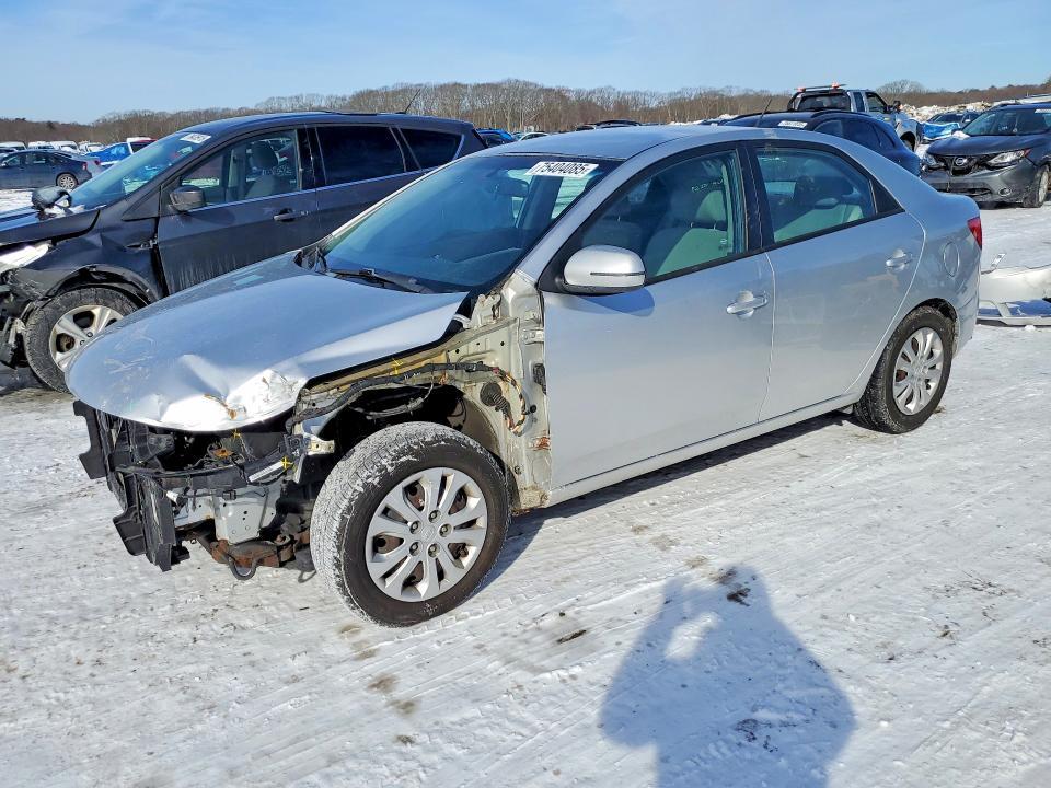 2013 KIA FORTE EX  