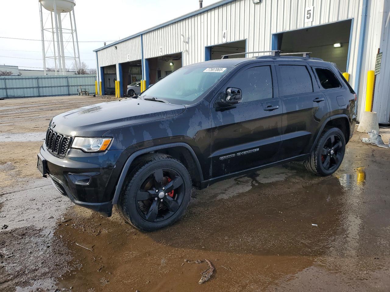 Вид 2017 JEEP GRAND CHEROKEE LIMITED, угол 1