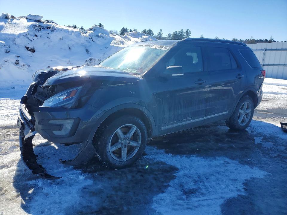2017 FORD EXPLORER XLT  