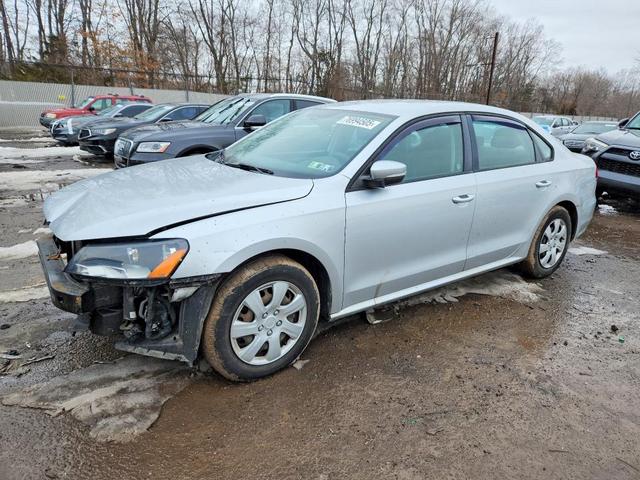 2014 VOLKSWAGEN PASSAT S  