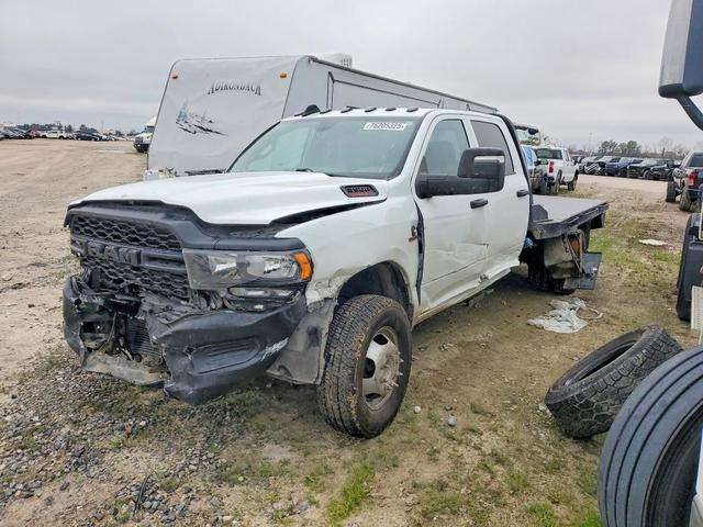2024 RAM 3500 FLATBED TRUCK