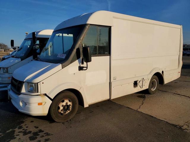2013 ISUZU NPR