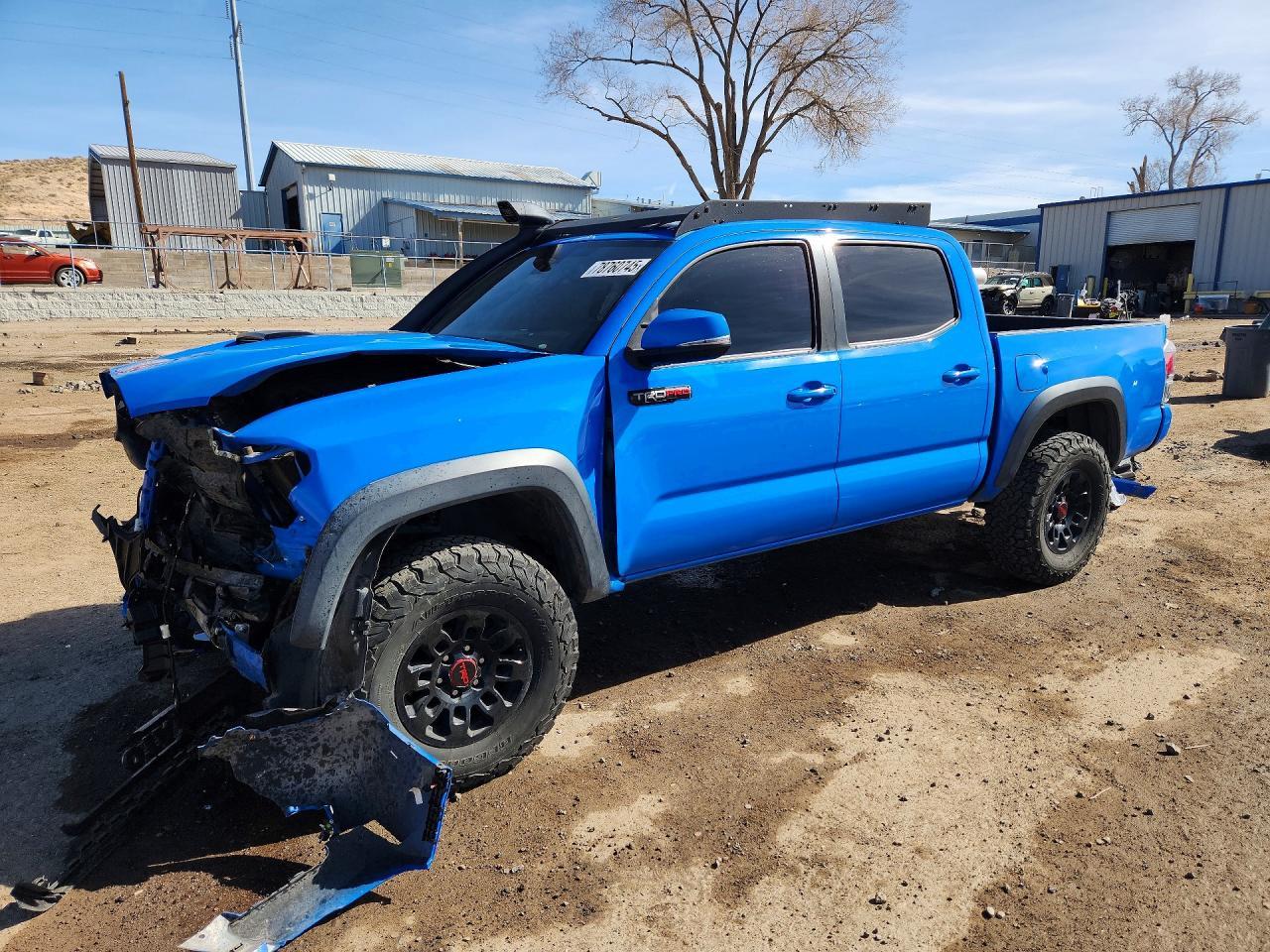 Vue de 2019 TOYOTA TACOMA TRD PRO, angle 1