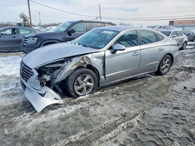 2020 HYUNDAI SONATA SE  