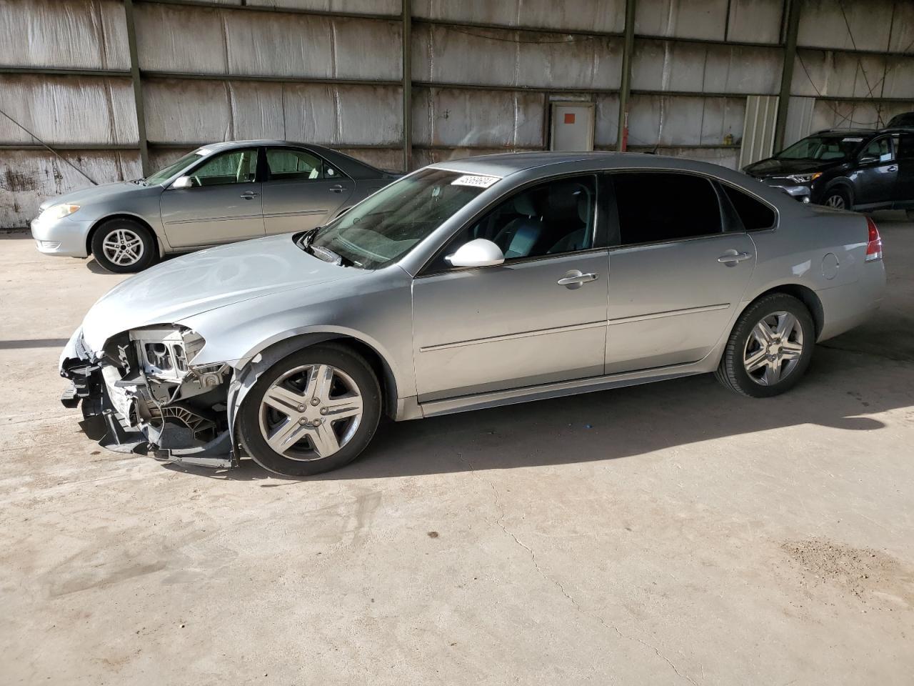 Vista de 2011 CHEVROLET IMPALA LS, ángulo 1