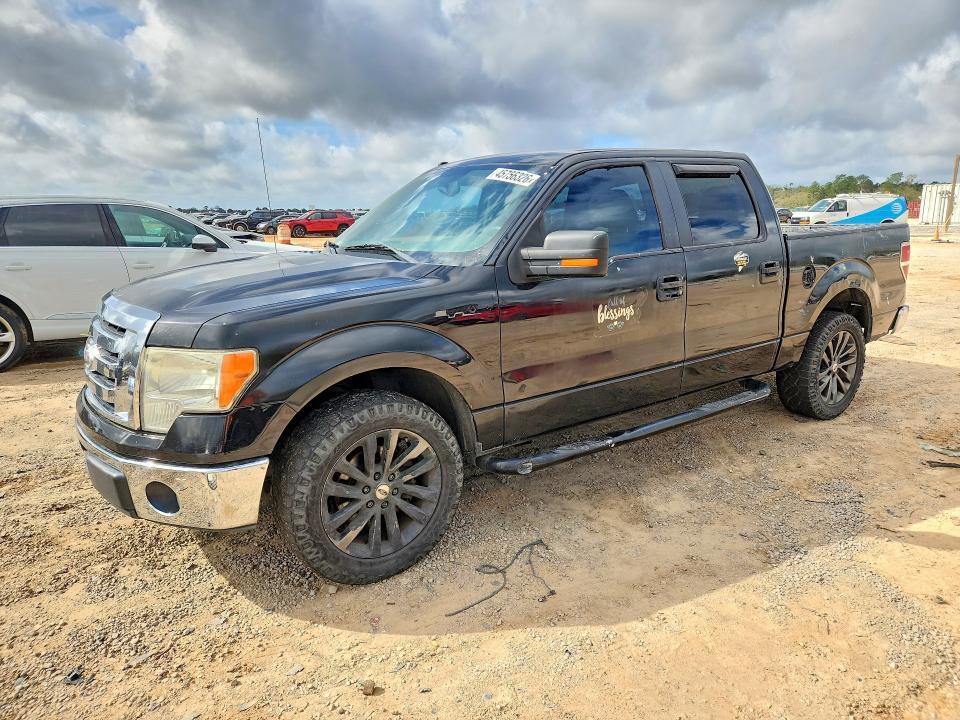 2010 FORD F150 SUPERCREW  