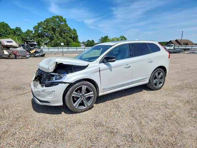 2017 VOLVO XC60 T5 DYNAMIC  