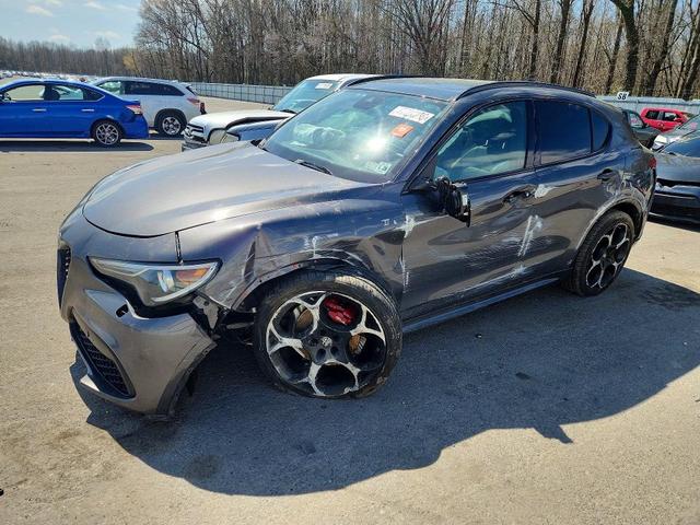 2023 ALFA ROMEO STELVIO TI  