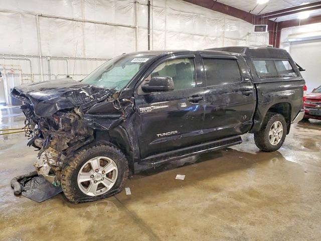 2018 TOYOTA TUNDRA CREWMAX SR5  