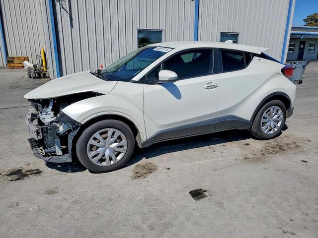 2021 TOYOTA C-HR LE  