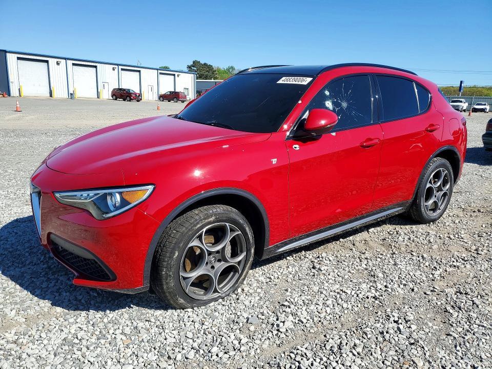 2022 ALFA ROMEO STELVIO TI  