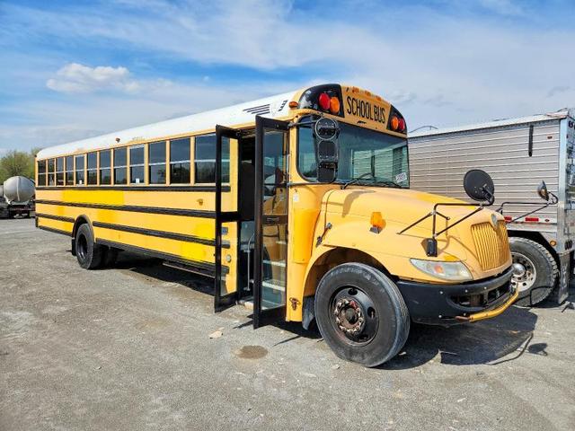 2010 IC CORPORATION CE SERIES SCHOOL - SCHOOL BUS