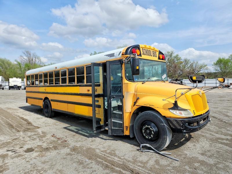 2013 IC CORPORATION CE SERIES SCHOOL - SCHOOL BUS