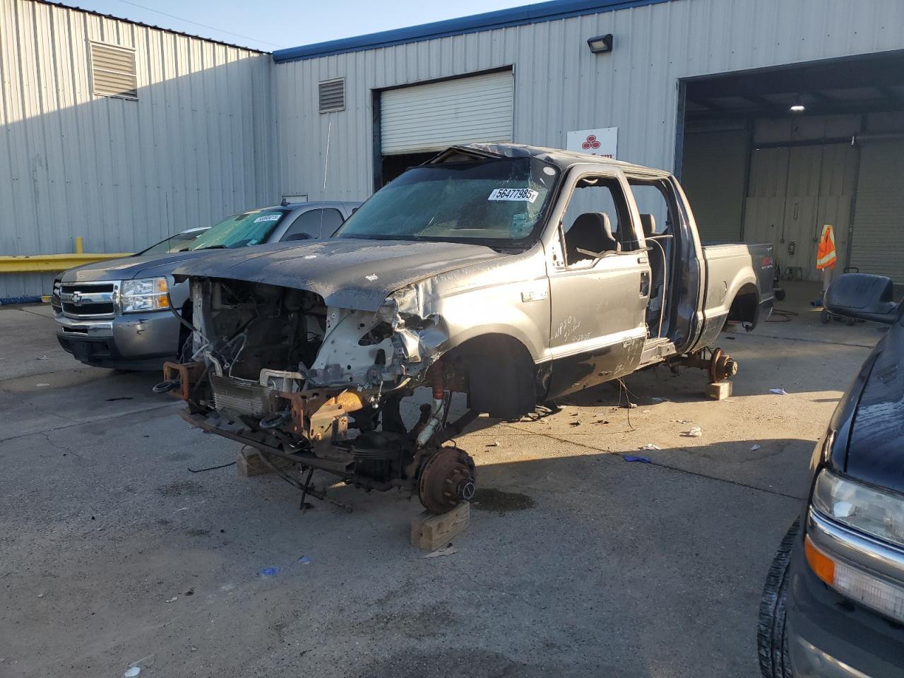 Vista de 2004 FORD F250 SUPER DUTY, ángulo 1