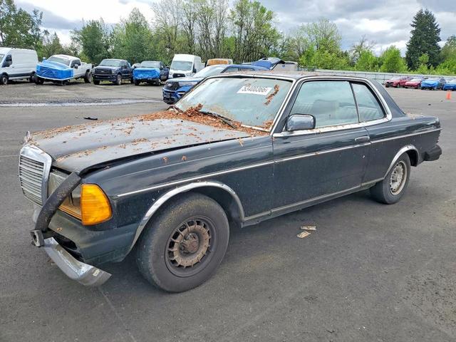 1982 MERCEDES-BENZ 300 CDT  