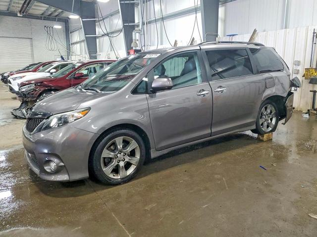 2014 TOYOTA SIENNA SPORT  