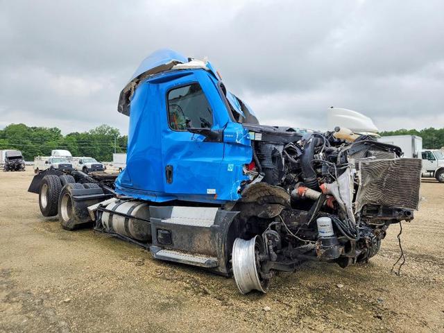 2022 FREIGHTLINER CASCADIA 126" SLEEPER CAB SEMI TRUCK