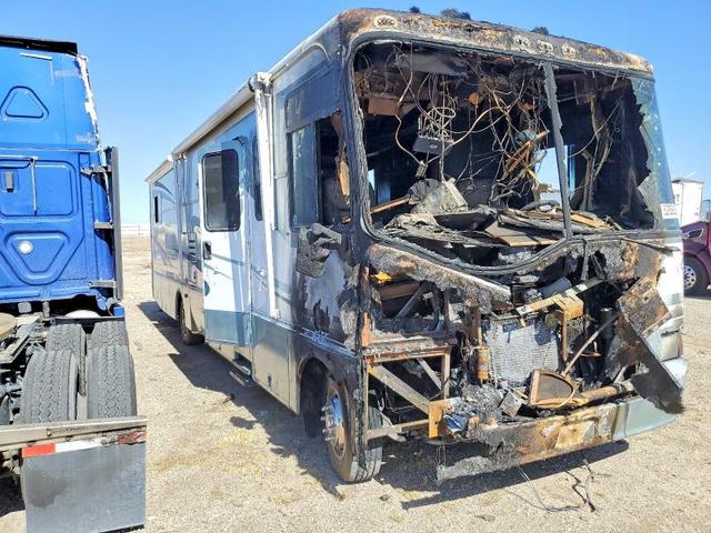 2002 MONARCH RV