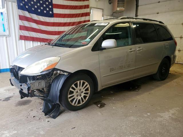 2009 TOYOTA SIENNA   