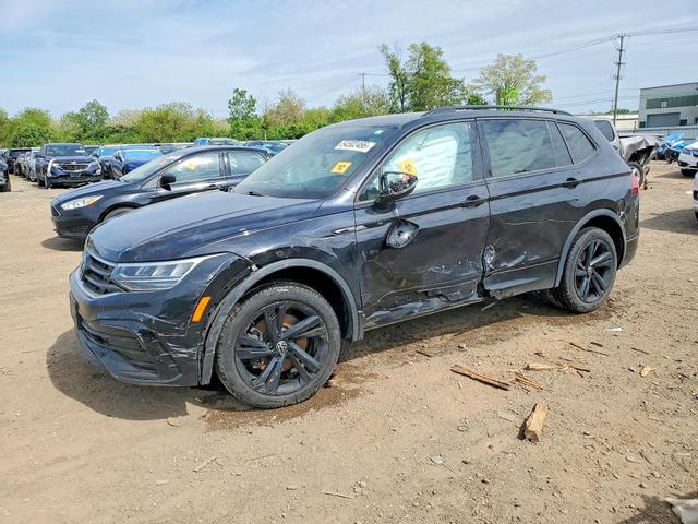 2023 VOLKSWAGEN TIGUAN SE R-LINE BLACK  