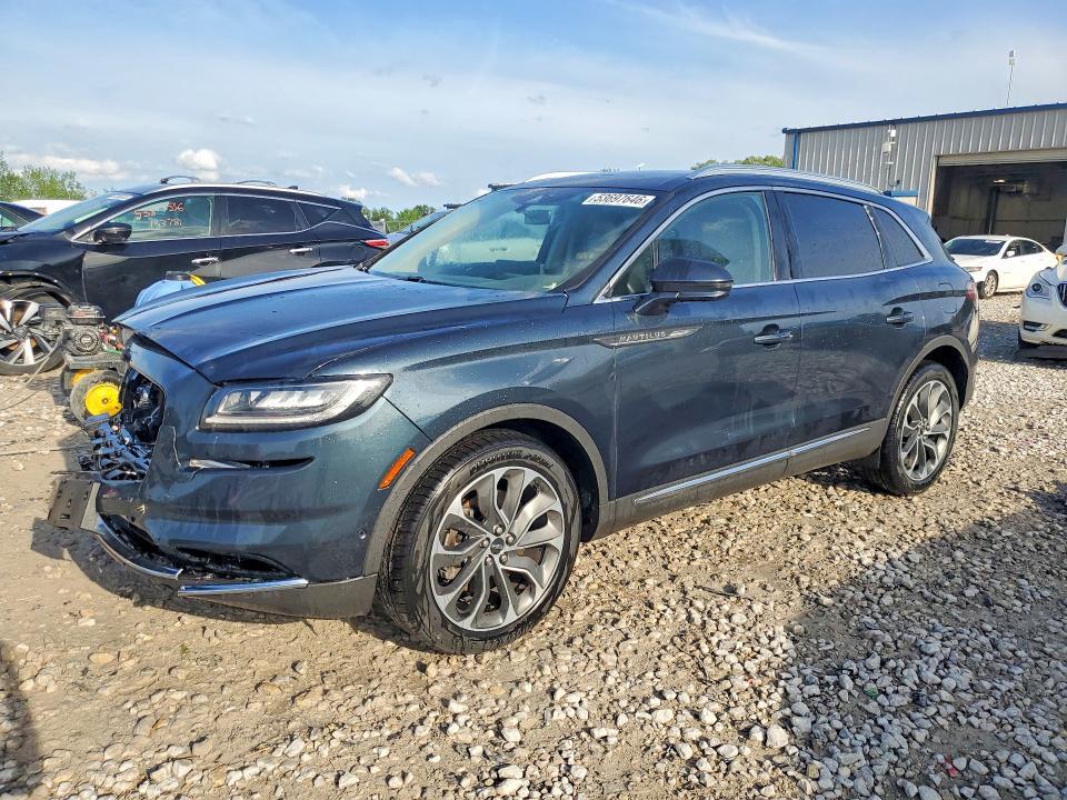 2022 LINCOLN NAUTILUS RESERVE  