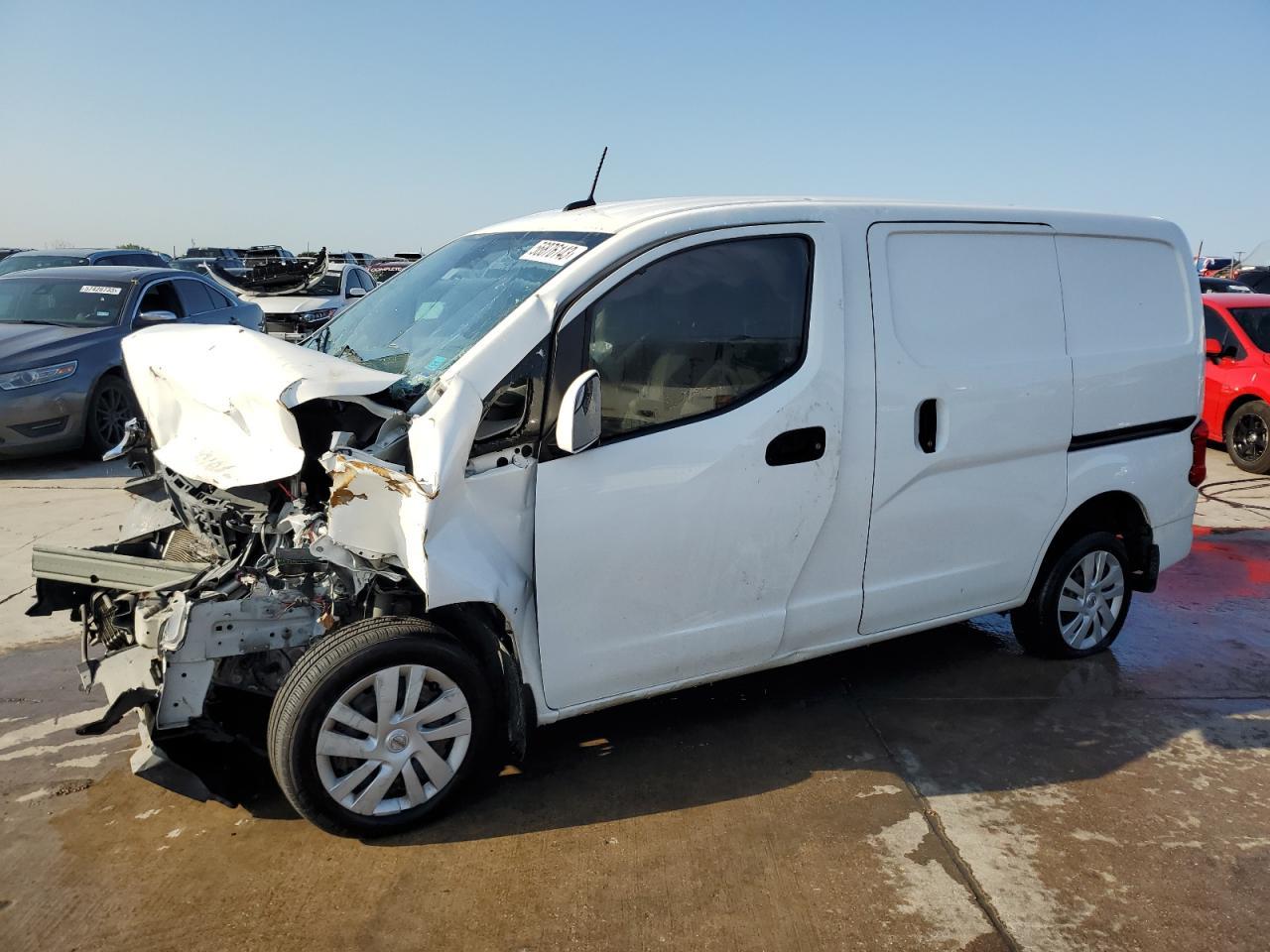 Vista de 2019 NISSAN NV200, ángulo 1