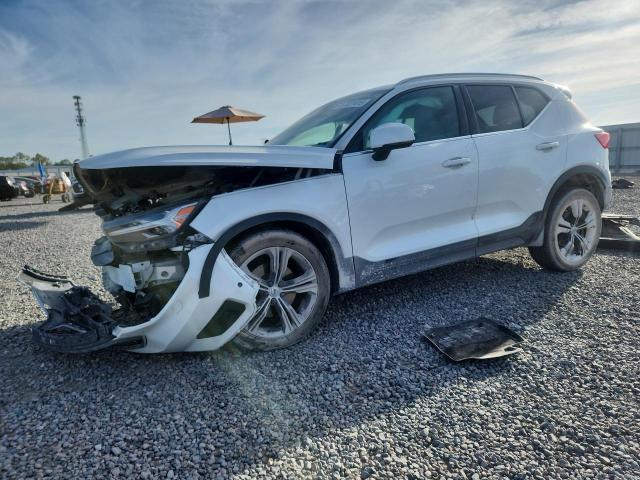 2021 VOLVO XC40 T5 INSCRIPTION  