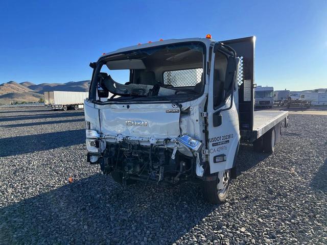 2023 ISUZU NPR HD FLATBED TRUCK