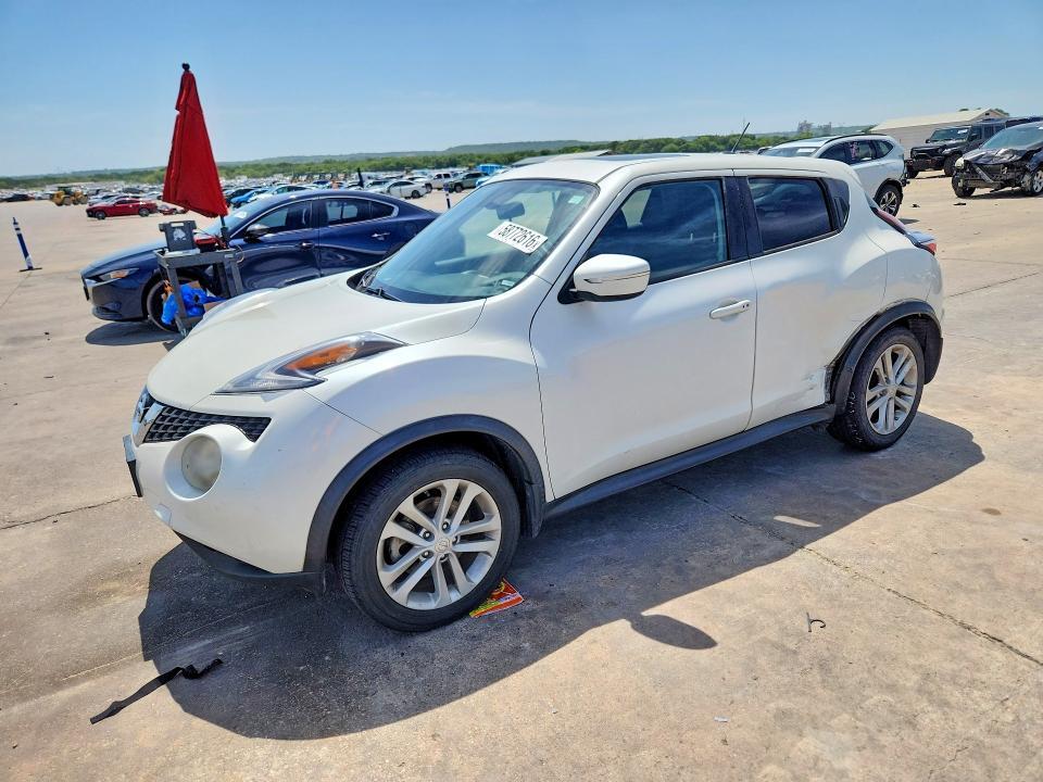 2016 NISSAN JUKE SV  