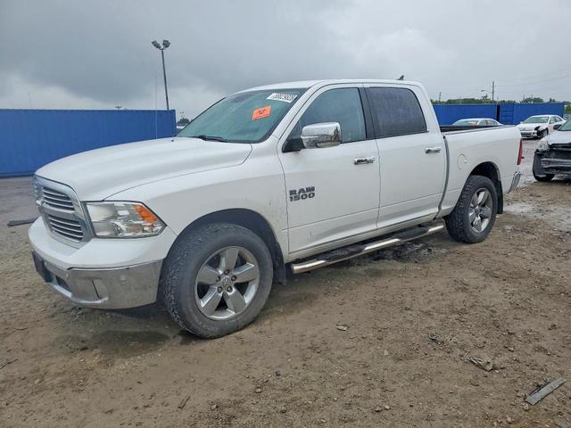 2017 RAM 1500 SLT  