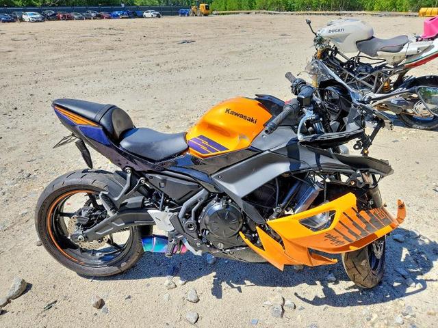 2025 KAWASAKI EX650 P  