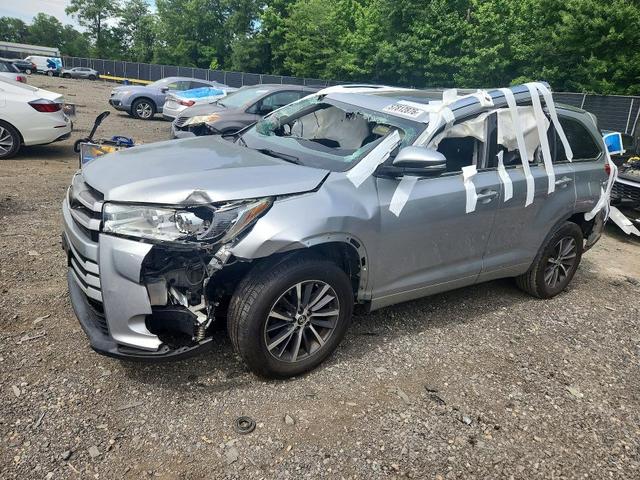 2018 TOYOTA HIGHLANDER XLE  