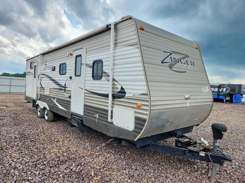 2014 CROSS ROADS ZINGER CAMPER
