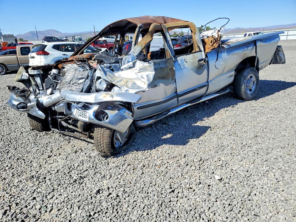 2004 DODGE RAM 2500 ST  