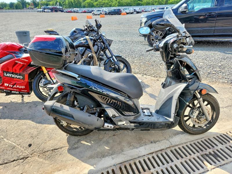 2012 KYMCO USA INC PEOPLE GT  
