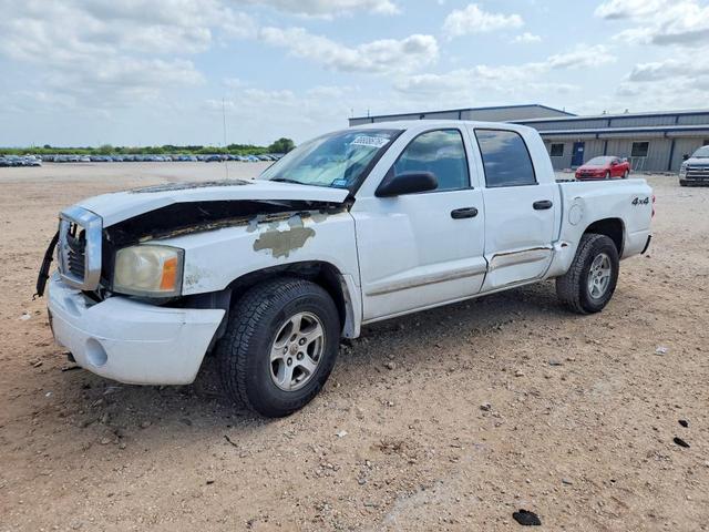 2005 DODGE DAKOTA QUAD  
