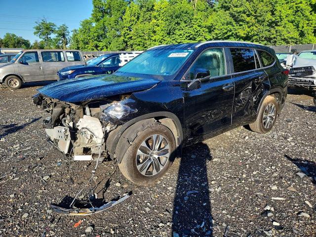2026 TOYOTA HIGHLANDER HYBRID XLE  