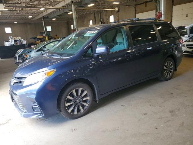 2019 TOYOTA SIENNA LE  