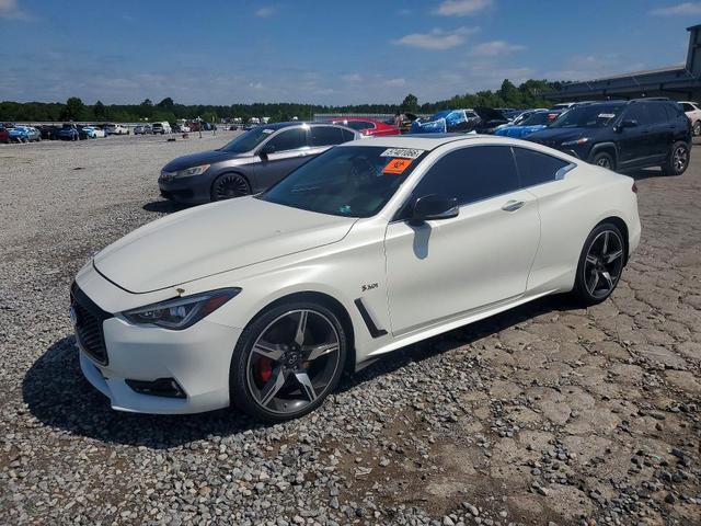 2017 INFINITI Q60 RED SPORT 400  