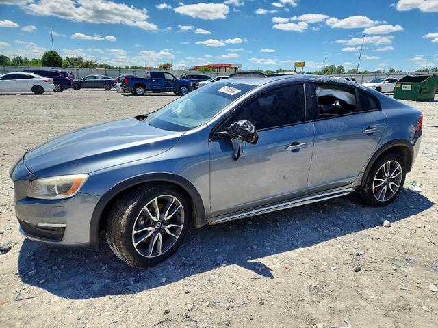 2017 VOLVO S60 CROSS COUNTRY T5  