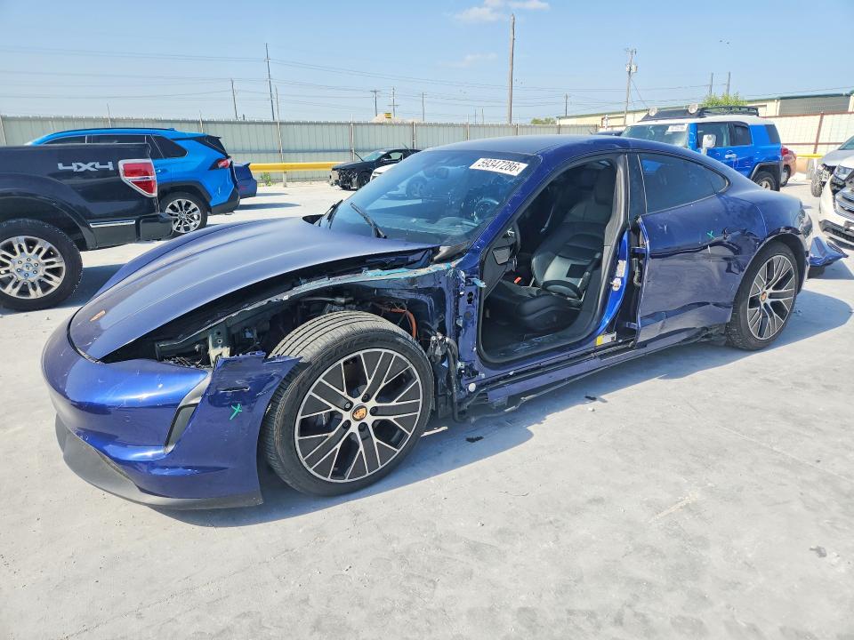 2022 PORSCHE TAYCAN   