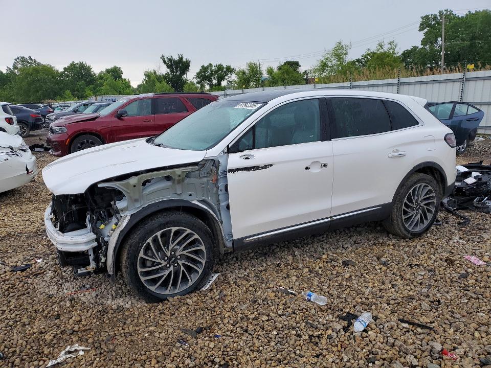 2019 LINCOLN NAUTILUS RESERVE  