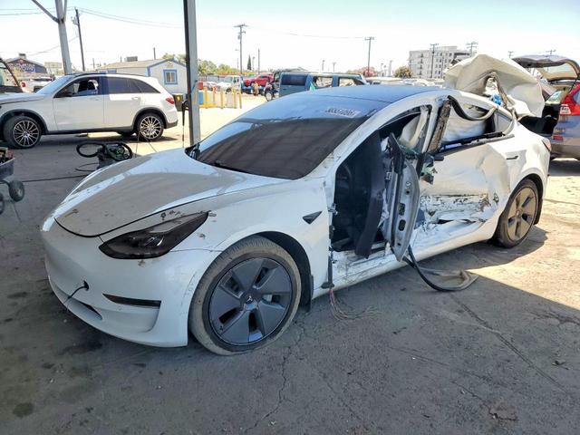 2021 TESLA MODEL 3   
