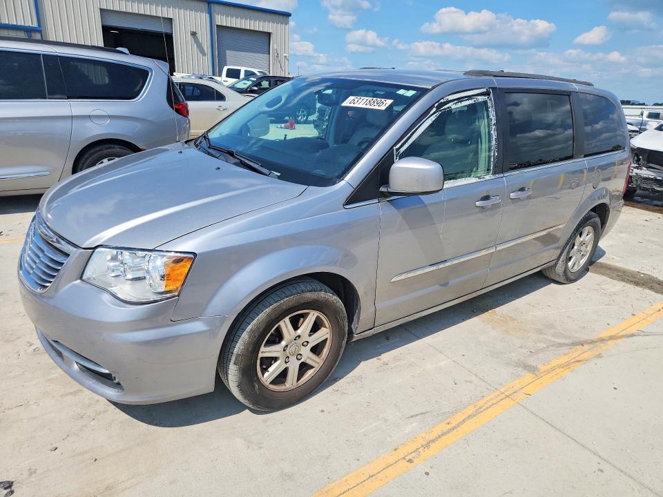 2013 CHRYSLER TOWN & CNTRY   