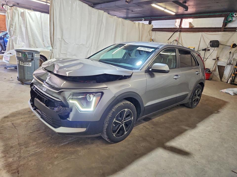2025 KIA NIRO LX  