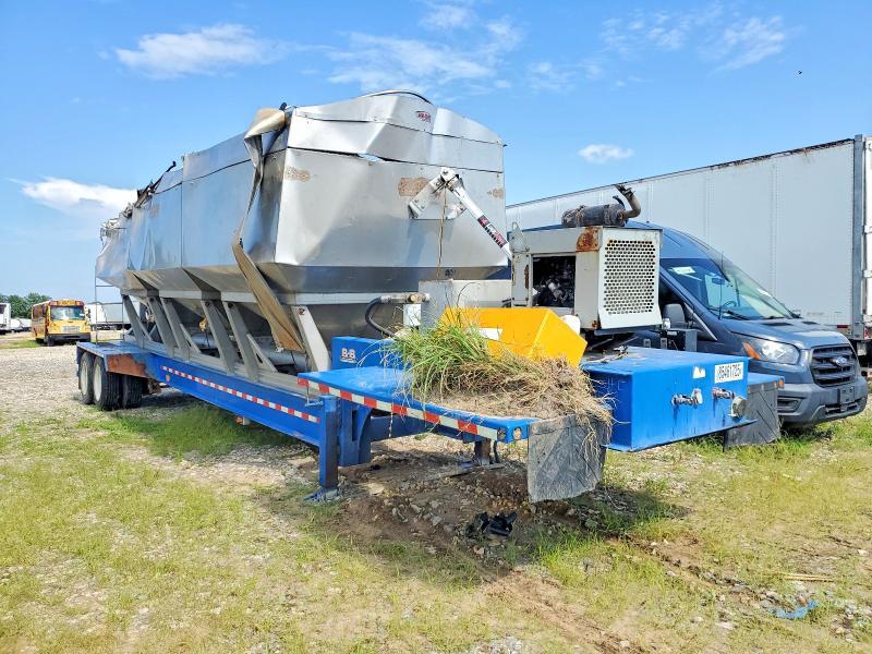 2018 BEHNKE DDT24RD-38 FERTILIZER DELIVERY TRAILER